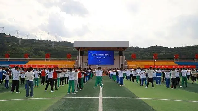 年陕西省体, 务深入基层